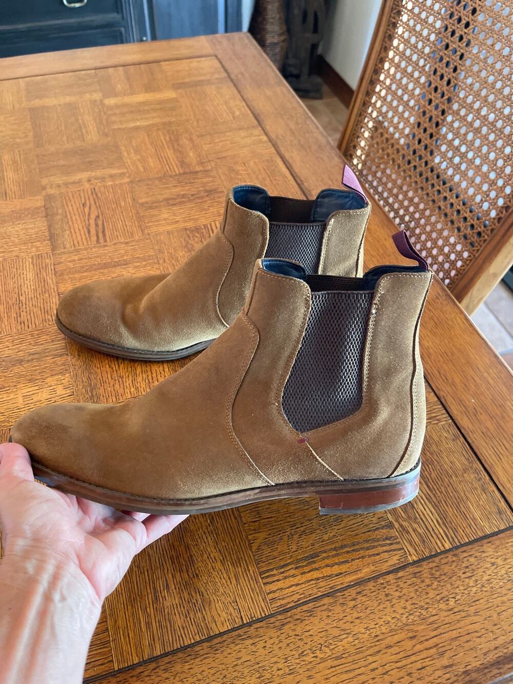 Johnston & Murphy suede Chelsea boots size 11